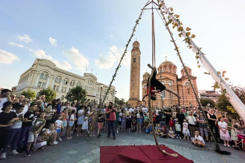 Bliži se „TrotoArt“: Ove godine na trotoarima Banje Luke oko 240 umjetnika