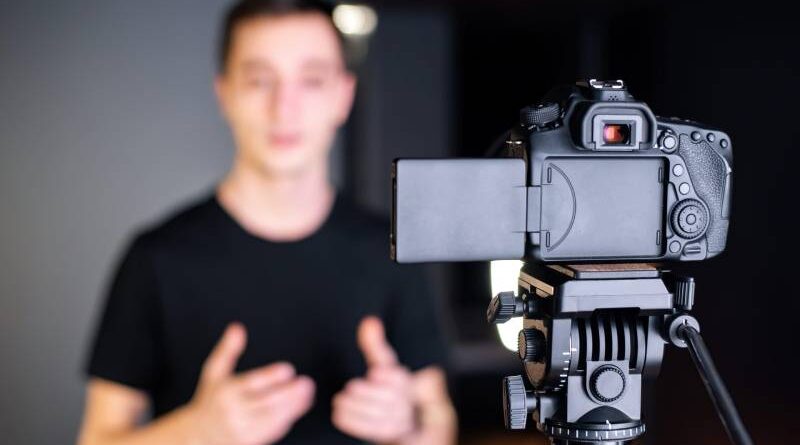 Takmičenje “Politički – KRITIČKI!”