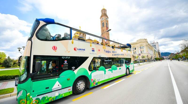 I tokom septembra: Panoramski autobus na raspolaganju svim sugrađanima i turistima u dane vikenda