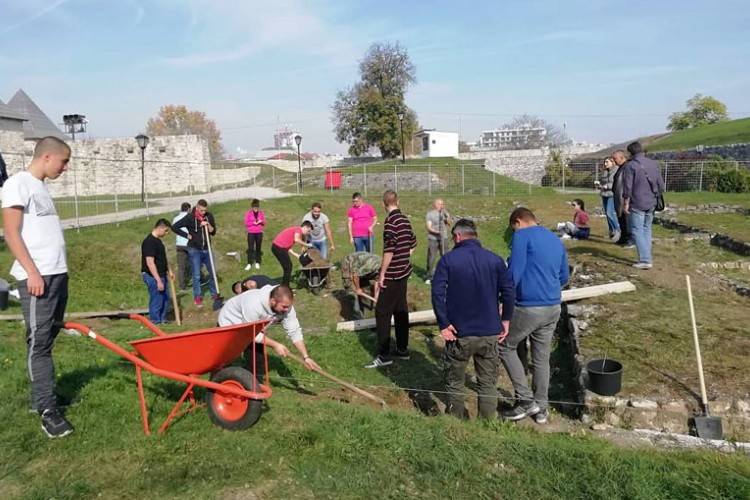 „Škola arheologije“: Nastavak istraživanja na Kastelu i predavanja u Muzeju Republike Srpske