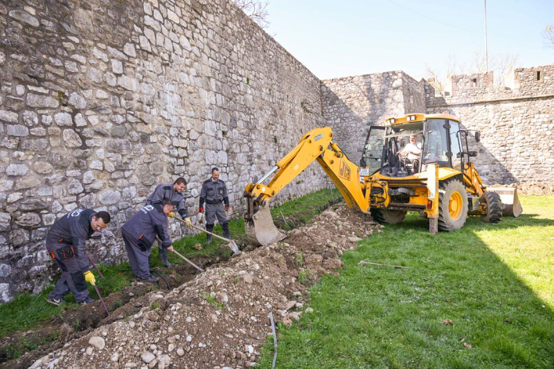 Kastel, najveći simbol Banjaluke sijaće i noću