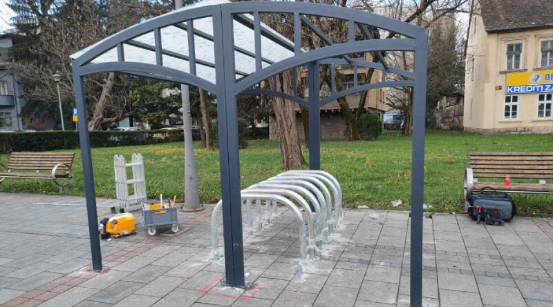 Novi parking za bicikle u centru Banjaluke