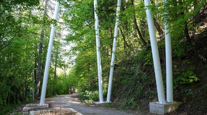 Za najljepši pogled na Banju Luku: Počelo postavljanje velike čelične konstrukcije za prvi vidikovac na Banj brdu