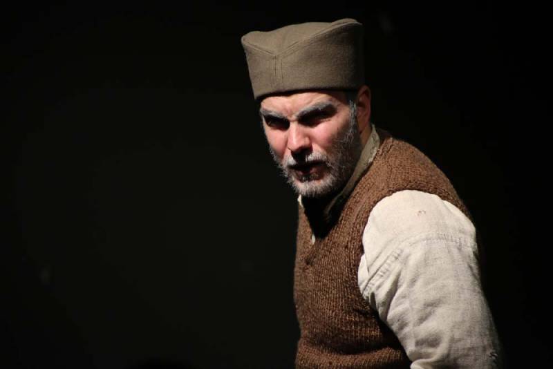 Komedija "Svetozar Treći"