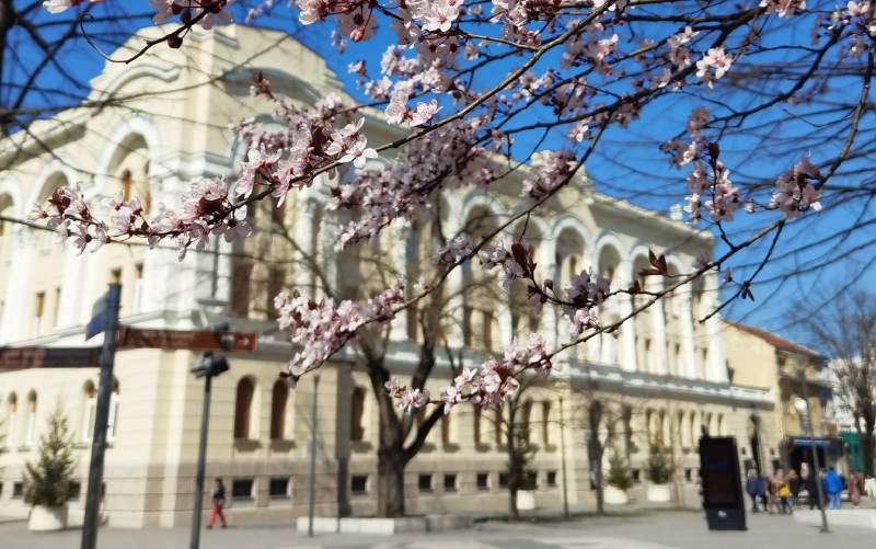 April u Banskom dvoru: Promocije, koncerti i izložbe