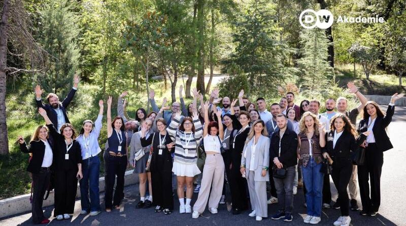 Next-gen media lab: Program razvoja ideja za mlade novinare i novinarke