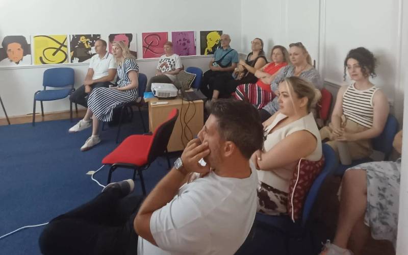 Održan trening „Turizam iz ženske perspektive“, Feministička tura i art radionica