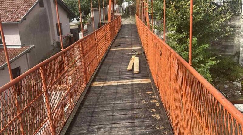 U toku sanacija pješačkog mosta u Novoseliji