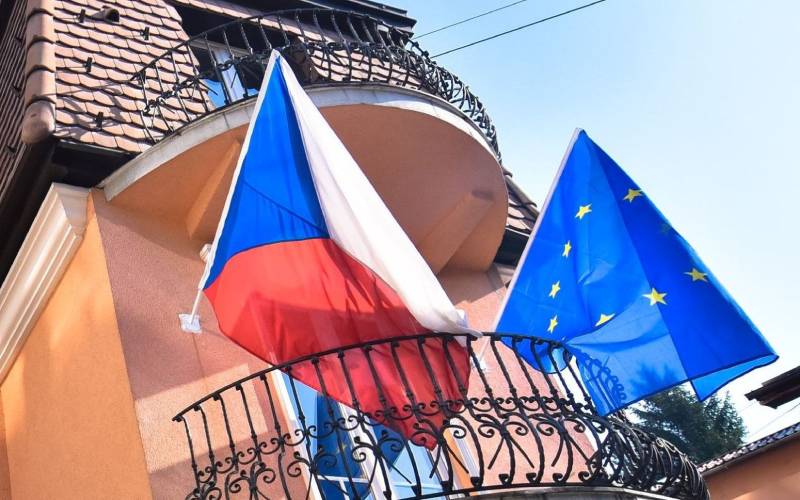 Ambasada Češke u BiH zapošljava