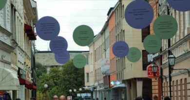 Nova umjetnička instalacija: Gospodsku ulicu krase citati velikih književnika i mislilaca