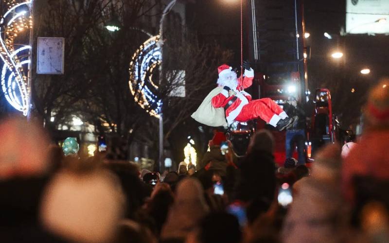 Zimska čarolija se vraća u grad: Uz stotine lampiona, Djeda Mraza i mnoštvo poklona „Zimzobal“ otvara svoja vrata