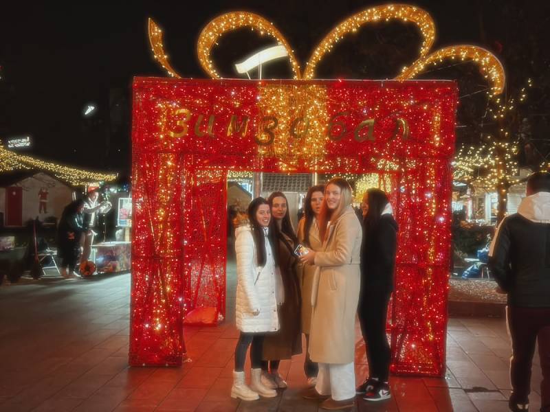 Vikend u „Zimzobalu“: Kreativne radionice za najmlađe, muzički nastupi u večernjim časovima