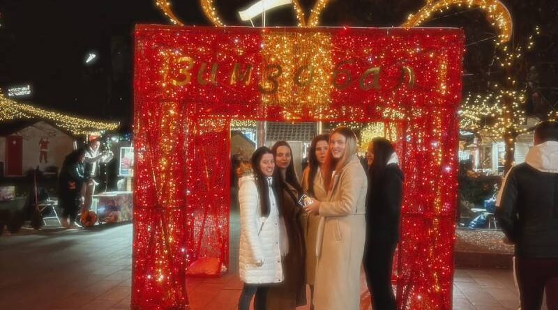 Vikend u „Zimzobalu“: Kreativne radionice za najmlađe, muzički nastupi u večernjim časovima