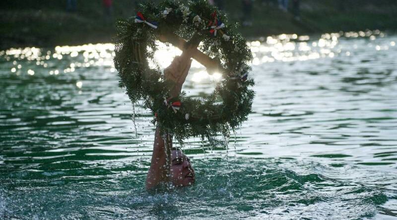 Povodom Bogojavljenja: U ponedjeljak litija i plivanje za Časni krst