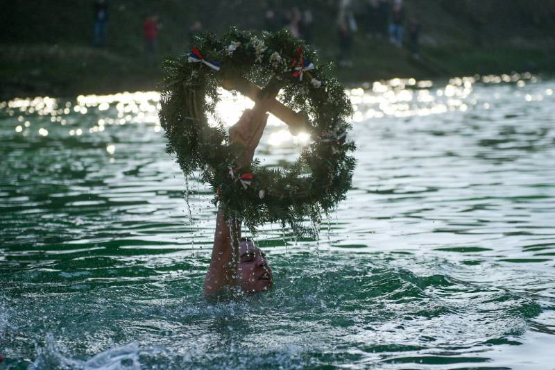 Povodom Bogojavljenja: U ponedjeljak litija i plivanje za Časni krst