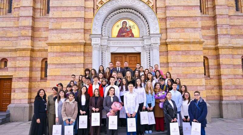 Znanje, trud i svetosavlje: Ovo su najbolji učenici Banjaluke