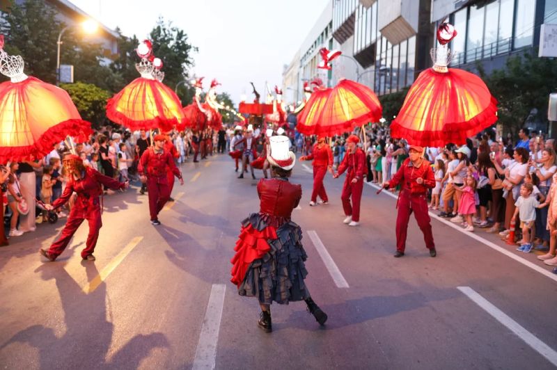 Budite dio „TrotoArta“: Raspisan javni poziv za učešće u programu 5. Festivala uličnih zabavljača
