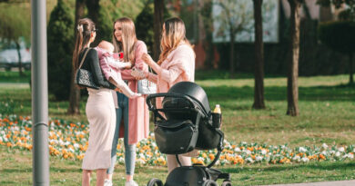Poziv udruženjima da kandiduju sugrađanke za titulu "Majka godine"