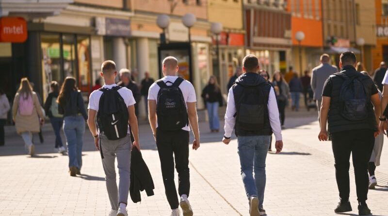 Odjeljenje za društvene djelatnosti raspisalo dva javna poziva za sufinansiranje projekata za mlade