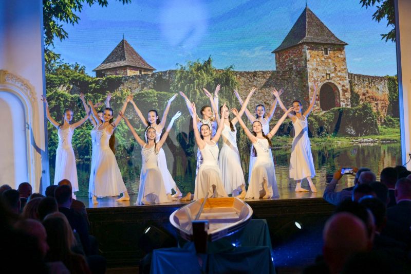 U čast Danu grada: Održana svečana akademija i uručene aprilske nagrade