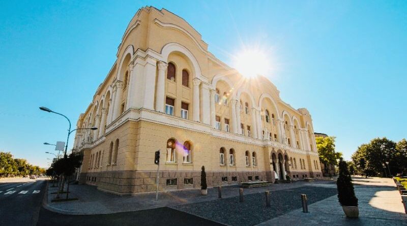 Septembar u Banskom dvoru: Koncerti, izložbe, književne promocije, filmske projekcije, predavanja …